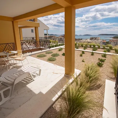 Mediterana Art Deco (adults Only) *