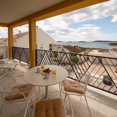 Apartmán Mediterana Art Deco (adults Only)