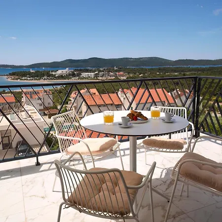 Mediterana Art Deco (adults Only) *