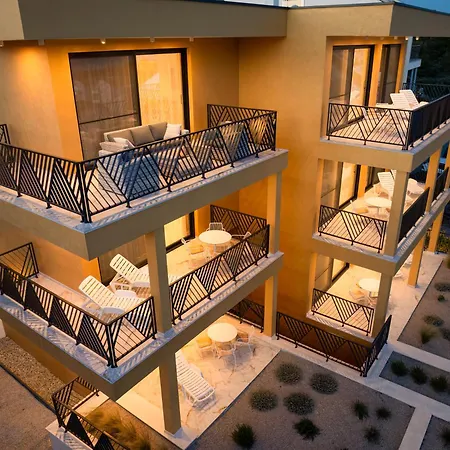 Mediterana Art Deco (adults Only) Apartment