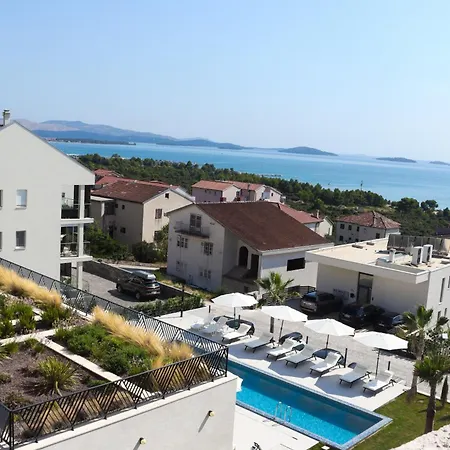 Mediterana Art Deco (adults Only) *