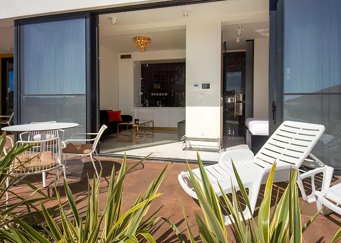 Mediterana Art Deco (adults Only)