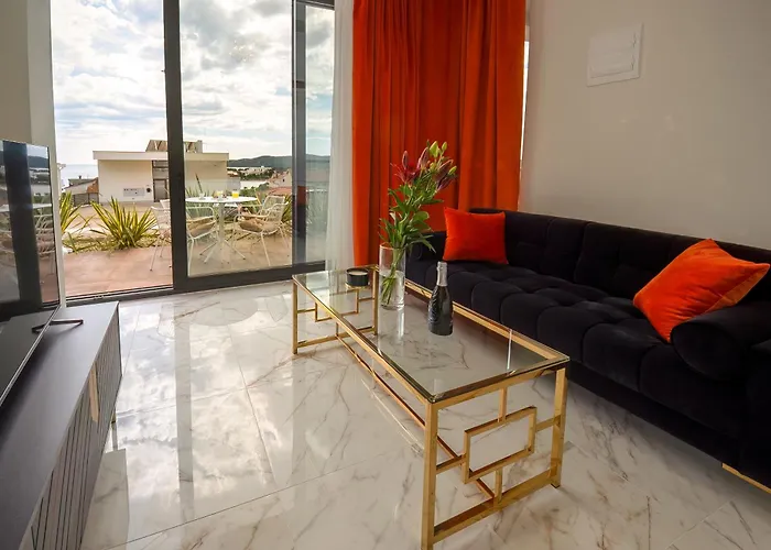 Mediterana Art Deco (adults Only) * 시베니크