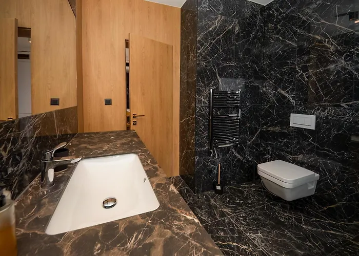 Mediterana Art Deco (adults Only)