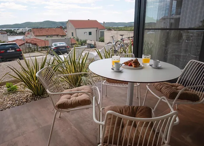 Apartman Mediterana Art Deco (adults Only)