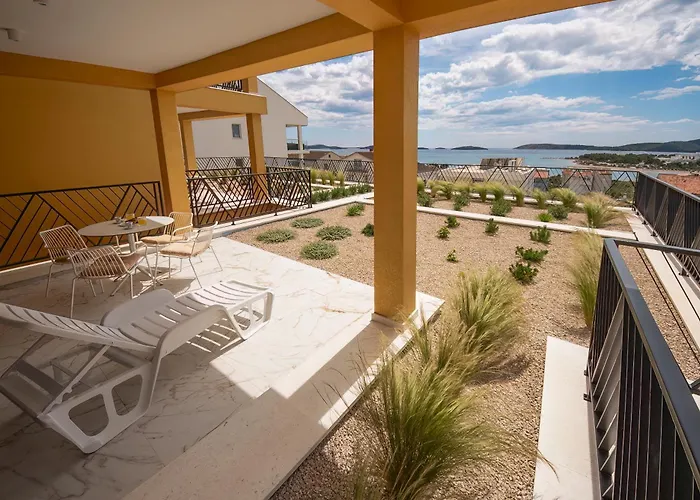 Mediterana Art Deco (adults Only) *