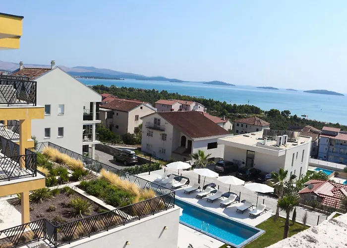 Mediterana Art Deco (adults Only) *